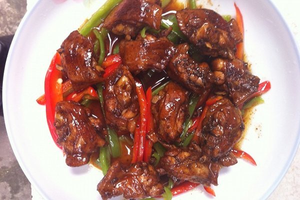 辣椒鸡翅中