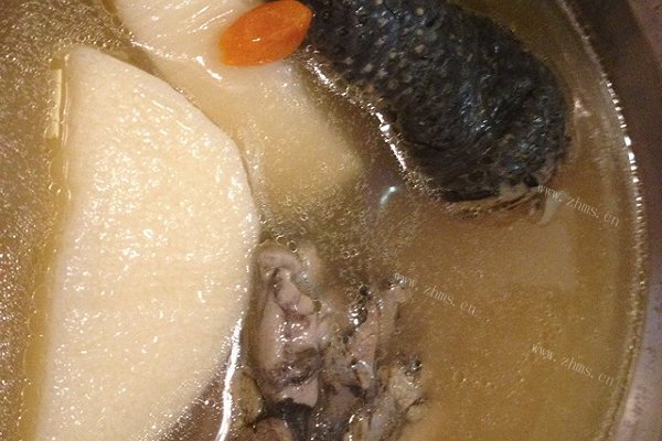 红枣杞子山药乌鸡汤（二人分量）