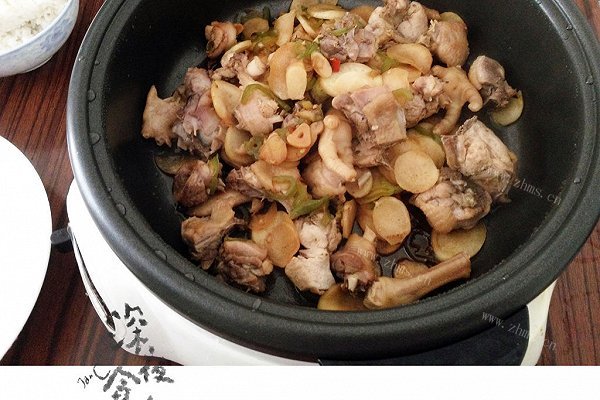 茭白黄焖鸡—土鸡汤 半鸡两吃～
