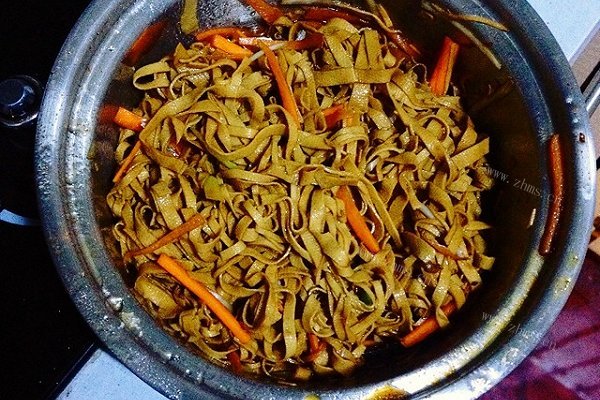 超简易炝拌干豆腐丝