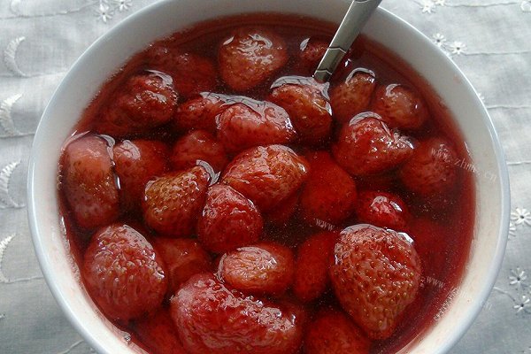 最简单的自制草莓酱