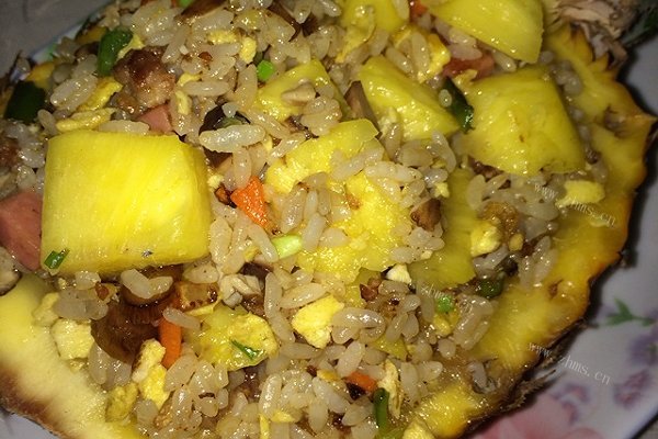 菠萝炒饭