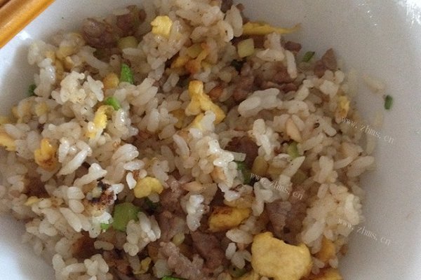 西葫芦牛肉炒饭