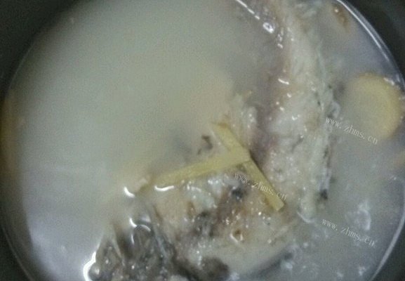 美味娃娃菜鲫鱼汤