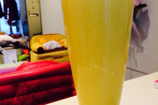 白萝卜香蕉橙汁
