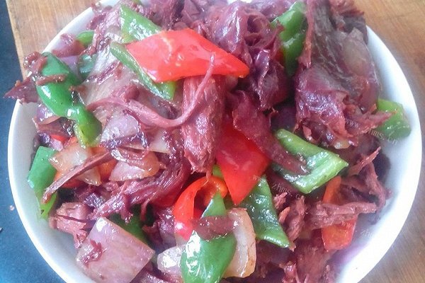 手撕兔肉