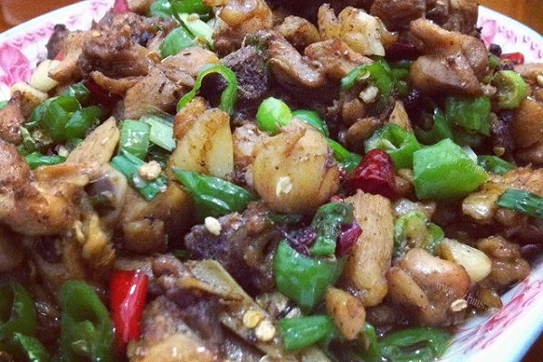 干煸辣子鸡
