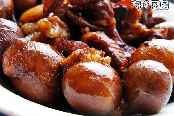 红烧肉卤蛋