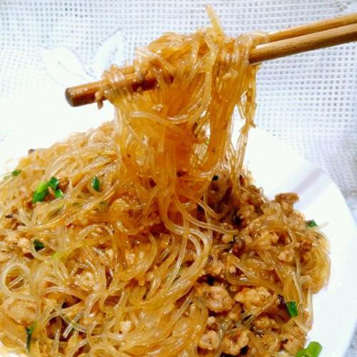诱人的蚂蚁上树