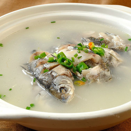 DIY鲫鱼豆腐汤