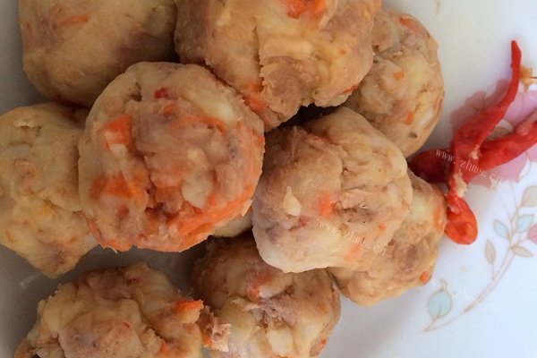 金枪鱼胡萝卜土豆泥