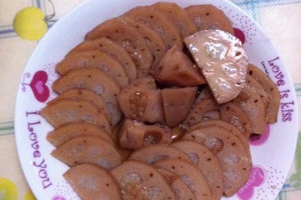 自制红枣桂圆糯米藕