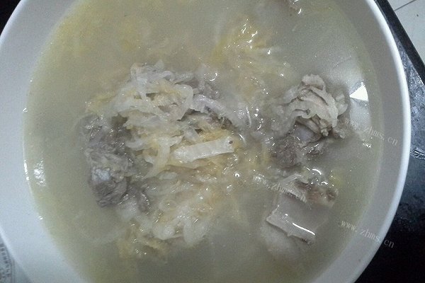 酸菜炖排骨