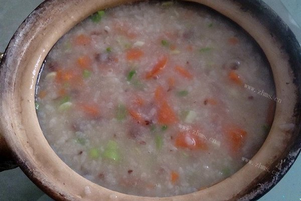 胡萝卜牛肉砂锅粥