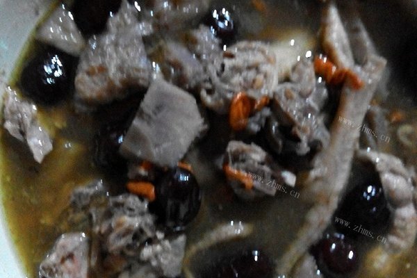 家常榴莲壳土鸡汤