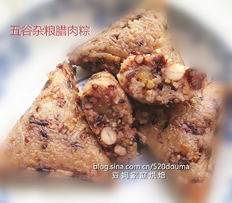 健康五谷杂粮腊肉粽