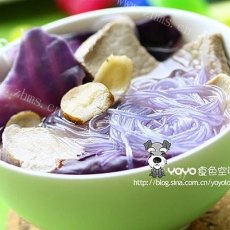 白芷紫甘蓝粉丝肉片汤
