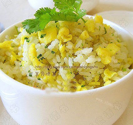 蒜味蛋炒饭