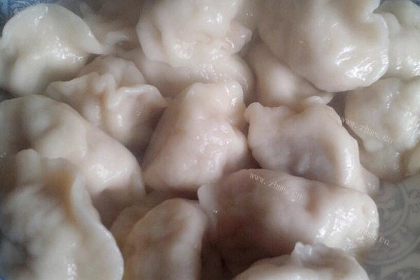 胡萝卜猪肉饺子