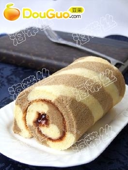 美味双色蛋糕卷
