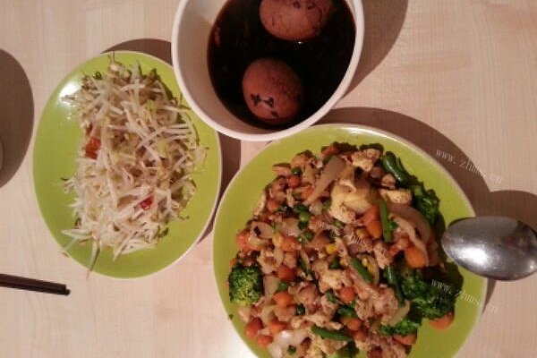 家常虾仁蔬菜炒蛋
