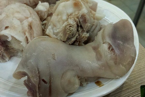 卤煮猪脚