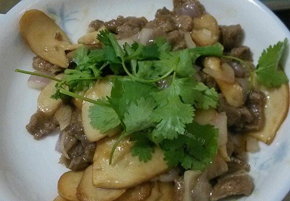 杏鲍菇炒牛肉