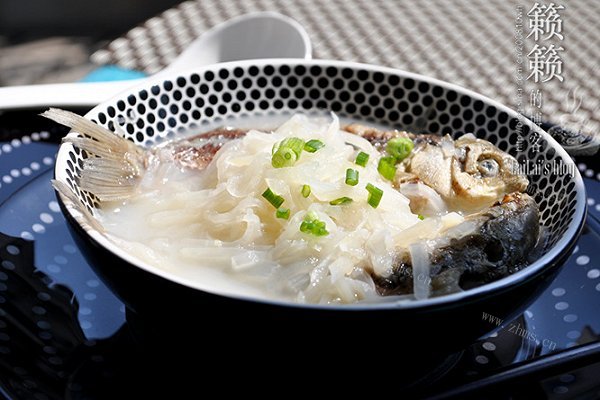 鲫鱼萝卜汤