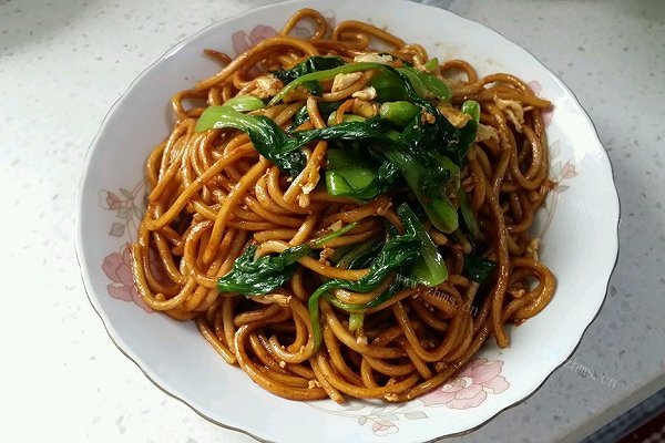 鸡毛菜炒面