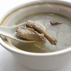 鸽子清补凉汤