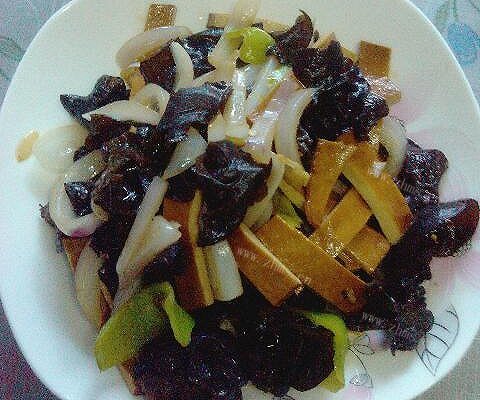 彩炒豆干
