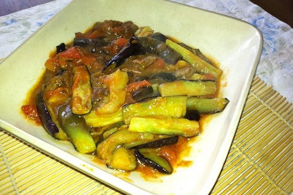 家常肉沫双茄