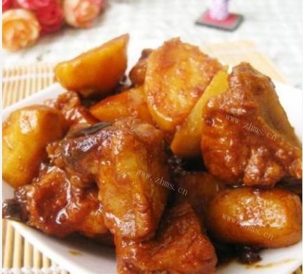 美味芋头烧排骨