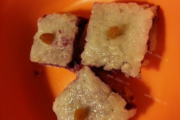 紫薯蓝莓糯米糕
