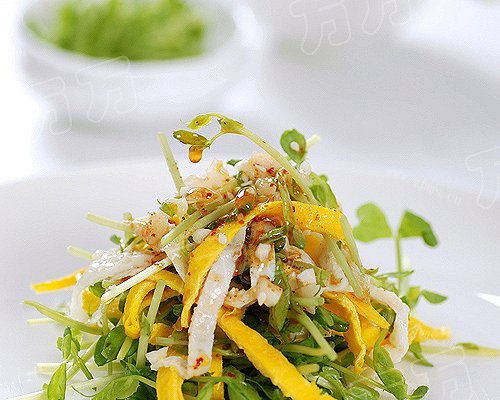 家常凉拌豌豆苗