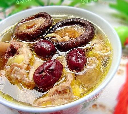电饭锅炖鸡汤