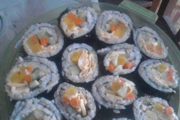 美味紫菜包饭