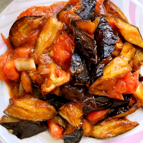 绿色食物烧茄子