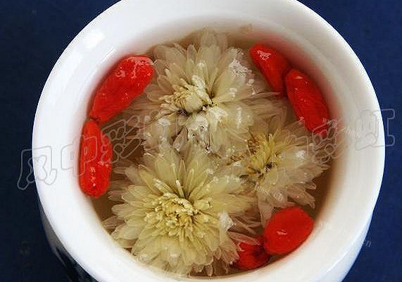 枸杞菊花茶