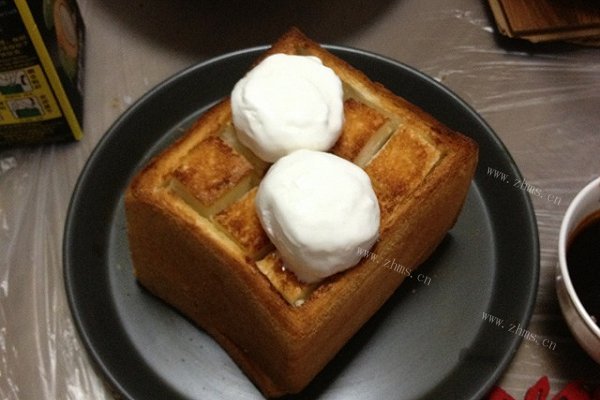 蜂蜜厚多士