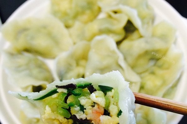 黄瓜鸡蛋虾仁饺子