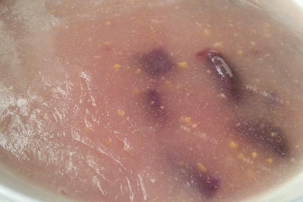 自制乐乐自家菜-紫薯玉米面糊糊