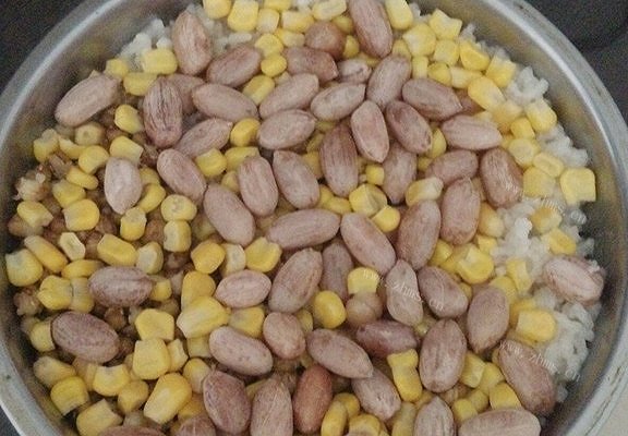 玉米红豆元宝饭