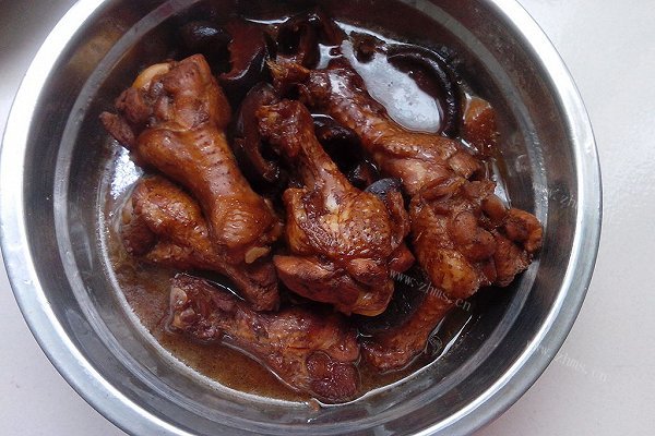 家常电饭锅   香菇鸡腿