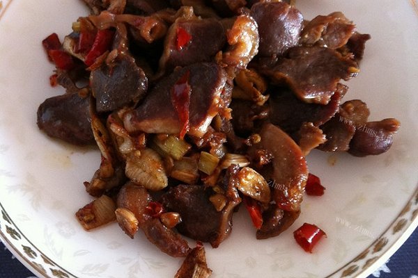 剁椒鸡胗