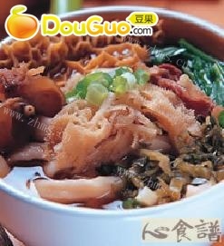 牛杂刀削牛肉面