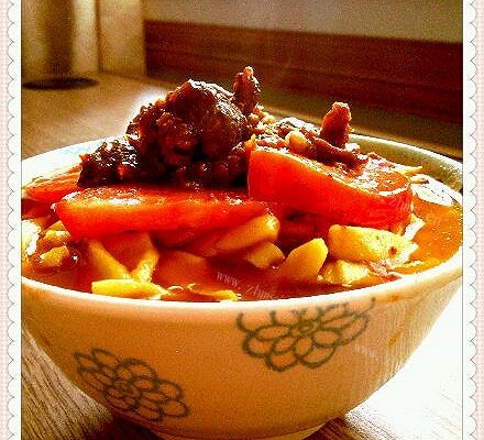 家常版西红柿牛肉手擀面