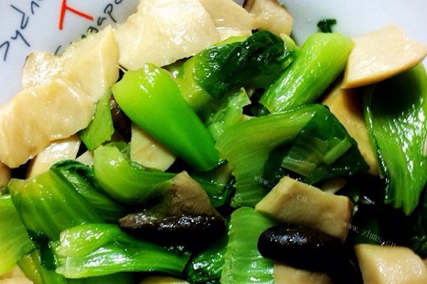 杏鲍菇炒油菜