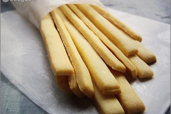 简单的香浓炼乳棒饼干