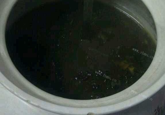 夏枯草棉茵陈煲鲫鱼